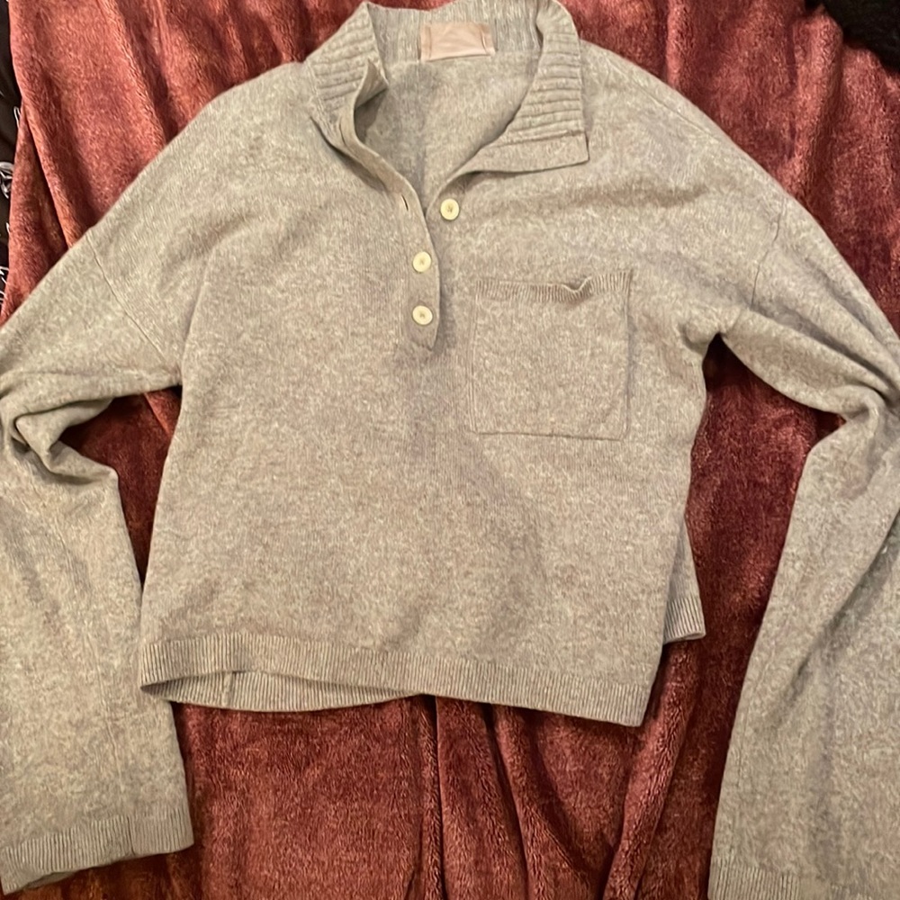 Cashmere top